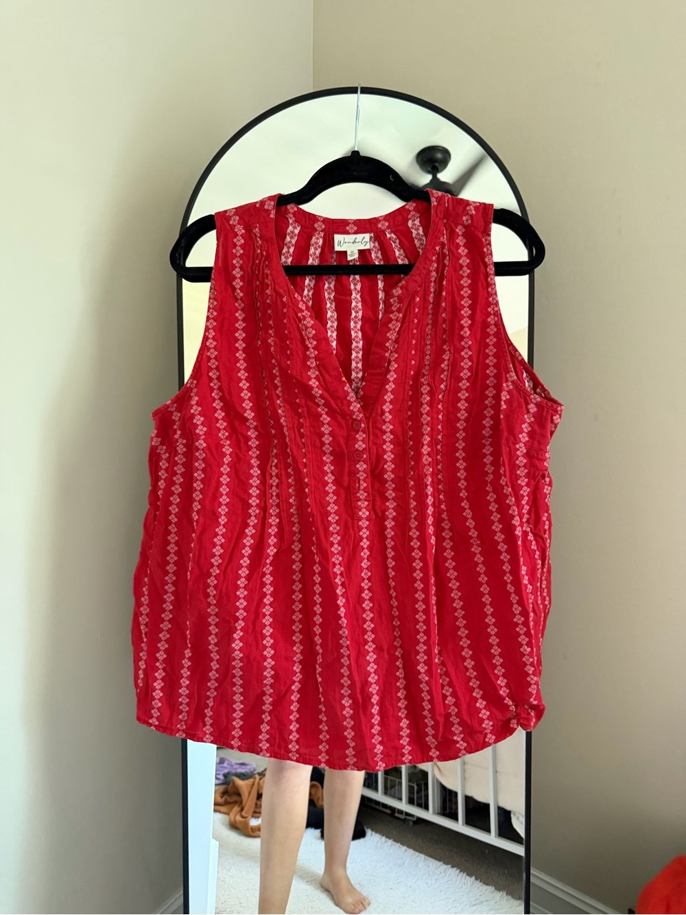 Wonderly Red Patterned V-Neck Tank